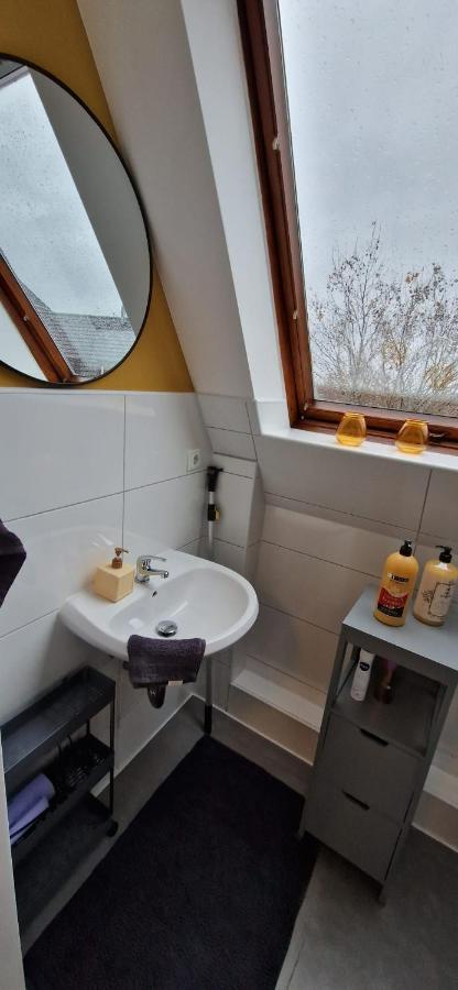 Central-Living Yellow - Wifi - Netflix - City Essen Esterno foto